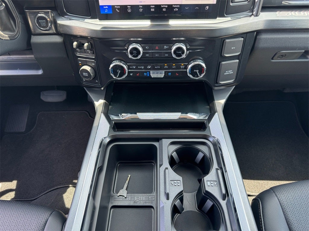 2025 Ford F-350SD Lariat