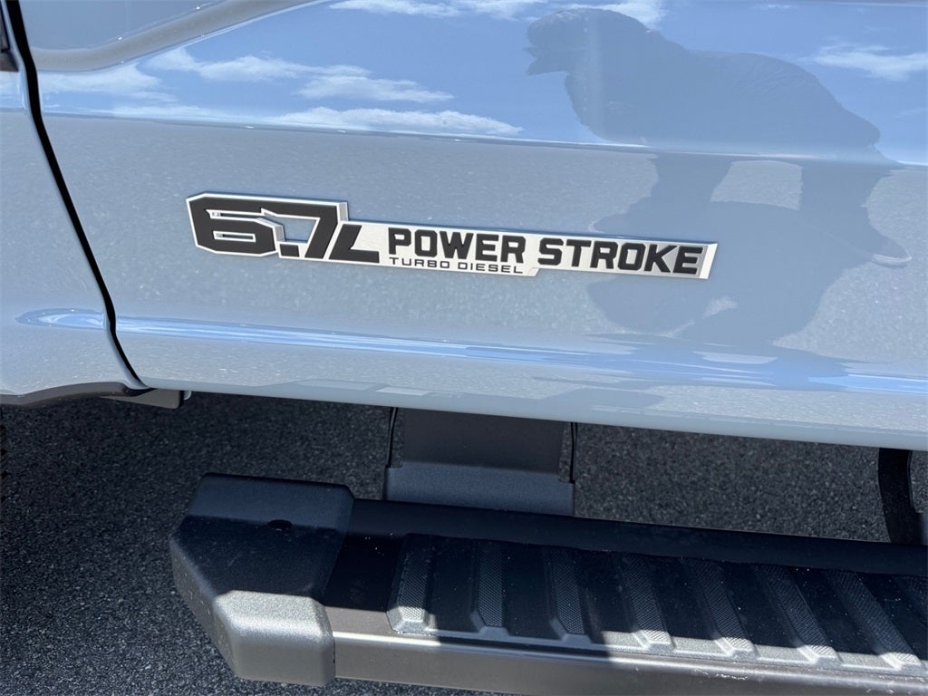 2025 Ford F-350SD Lariat