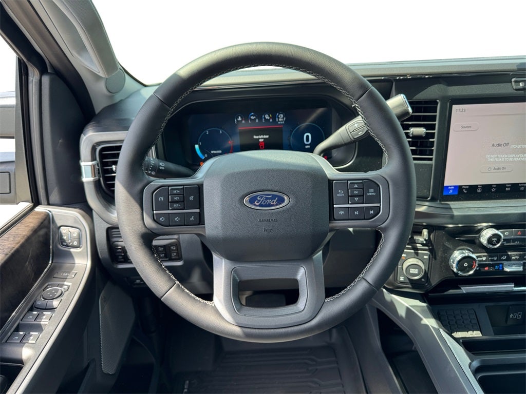 2025 Ford F-350SD Lariat