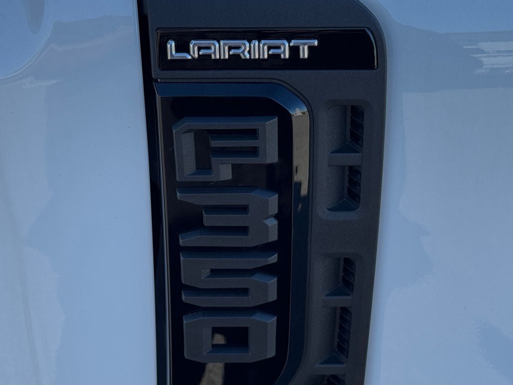 2025 Ford F-350SD Lariat
