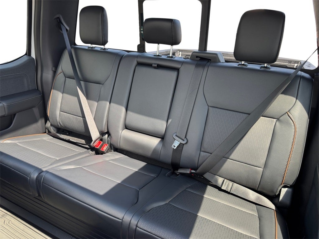 2025 Ford F-350SD Lariat