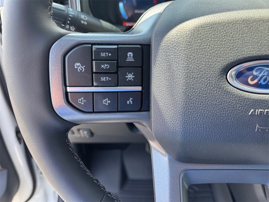 2025 Ford F-350SD Lariat