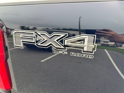 2025 Ford F-350SD Lariat