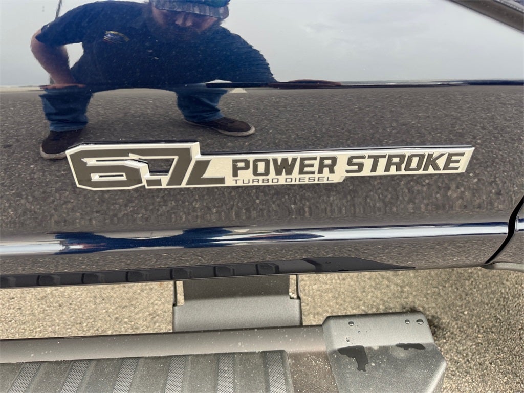 2025 Ford F-350SD Lariat