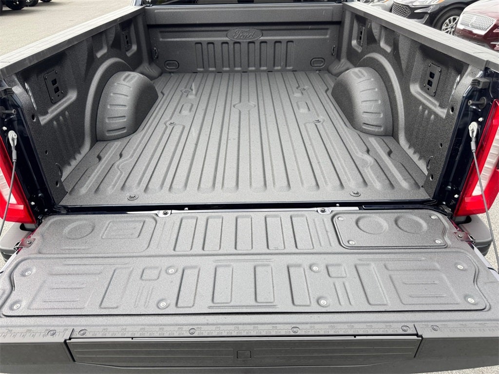 2025 Ford F-350SD Lariat