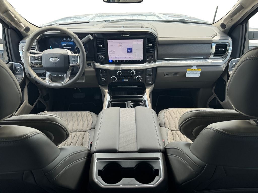 2026 Ford F-350SD Platinum DRW