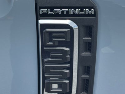 2026 Ford F-350SD Platinum DRW