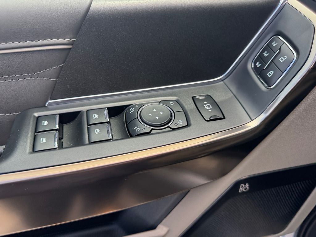 2026 Ford F-350SD Platinum DRW