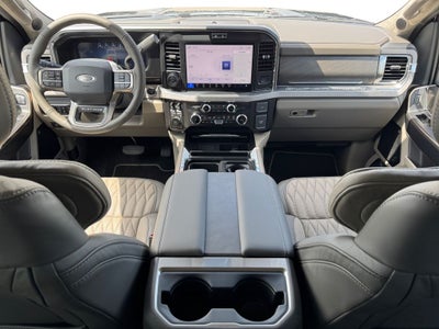 2026 Ford F-350SD Platinum DRW
