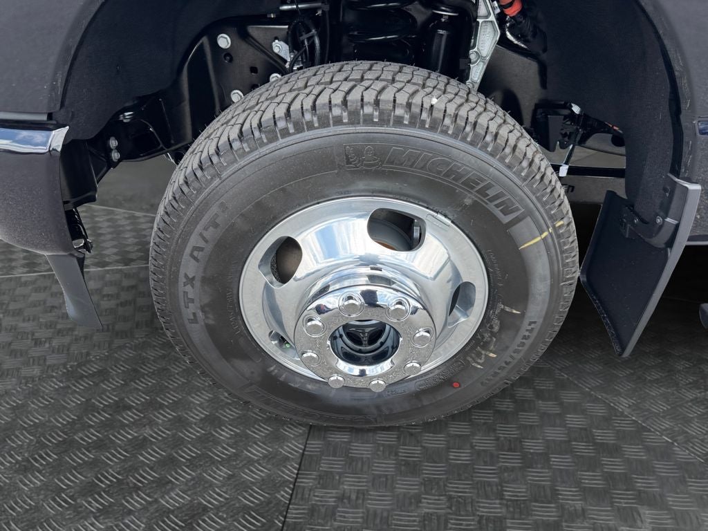 2026 Ford F-350SD Platinum DRW