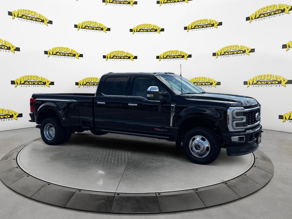 2026 Ford F-350SD Platinum DRW