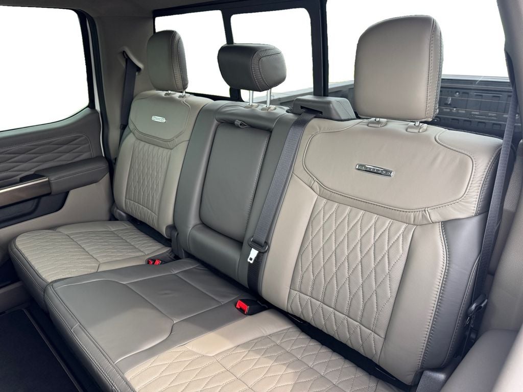 2026 Ford F-350SD Platinum DRW