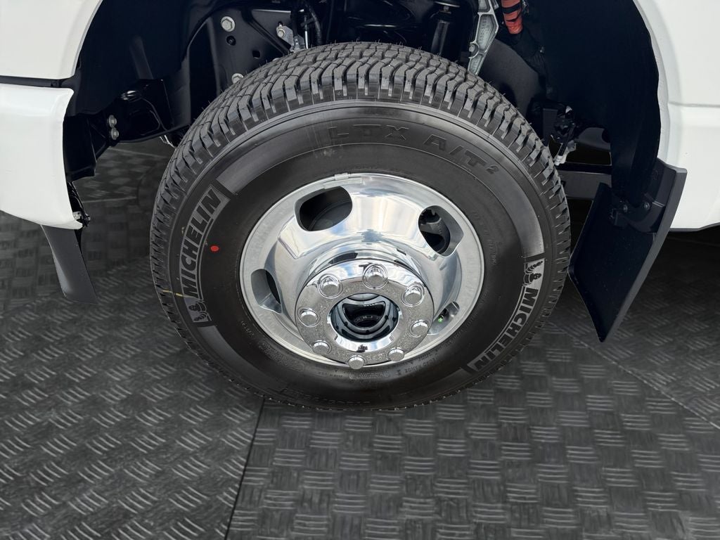 2026 Ford F-350SD Platinum DRW