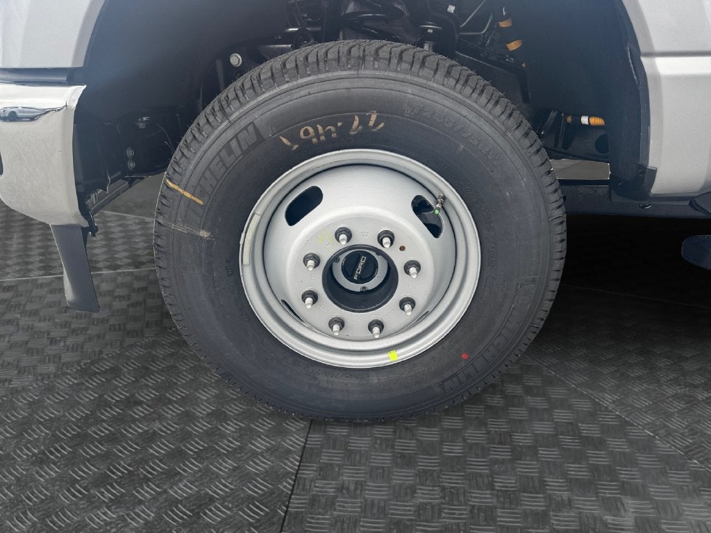2027 Ford F-350SD XL DRW