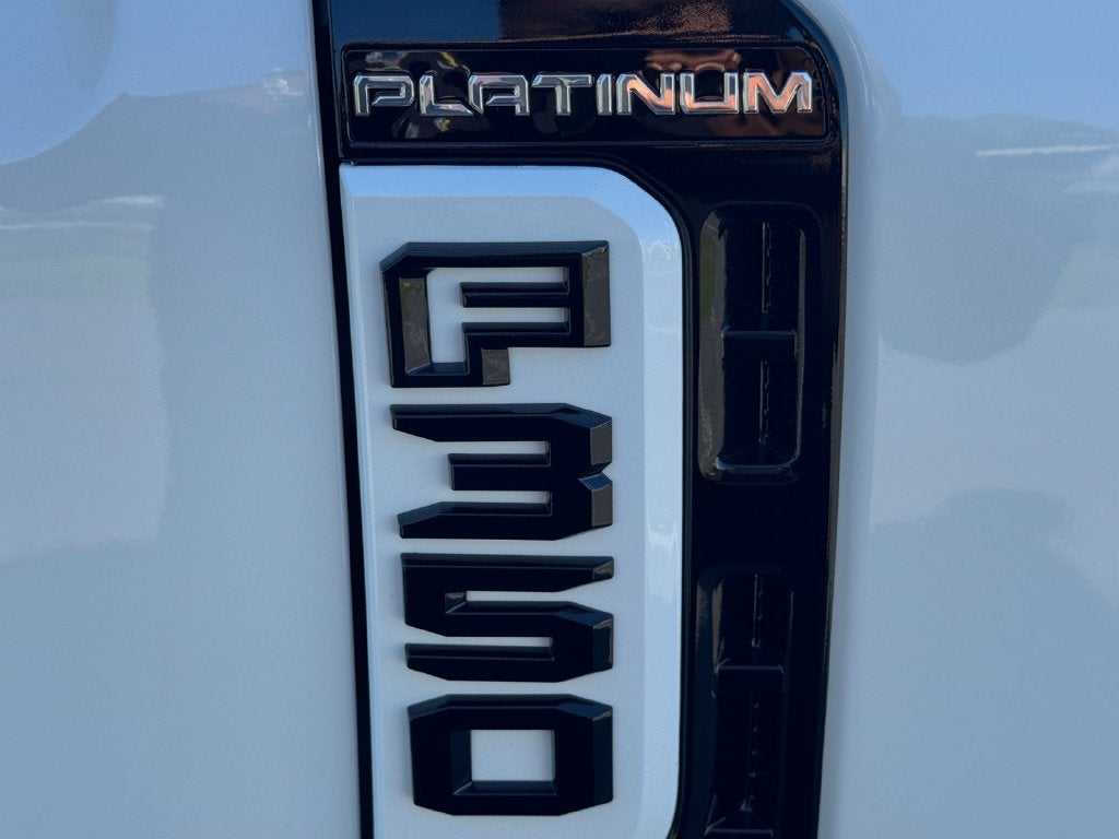 2026 Ford F-350SD Platinum DRW