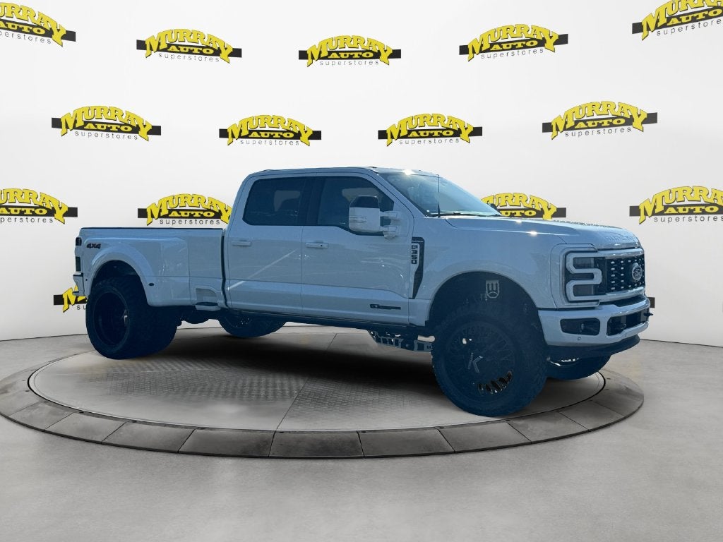 2026 Ford F-350SD Platinum DRW