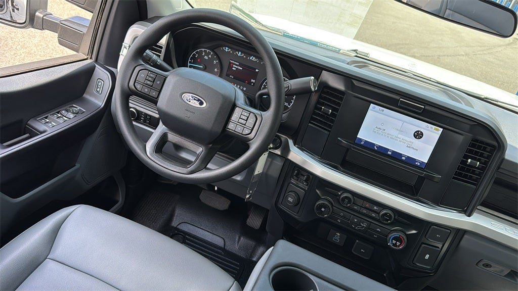 2025 Ford F-350SD XL