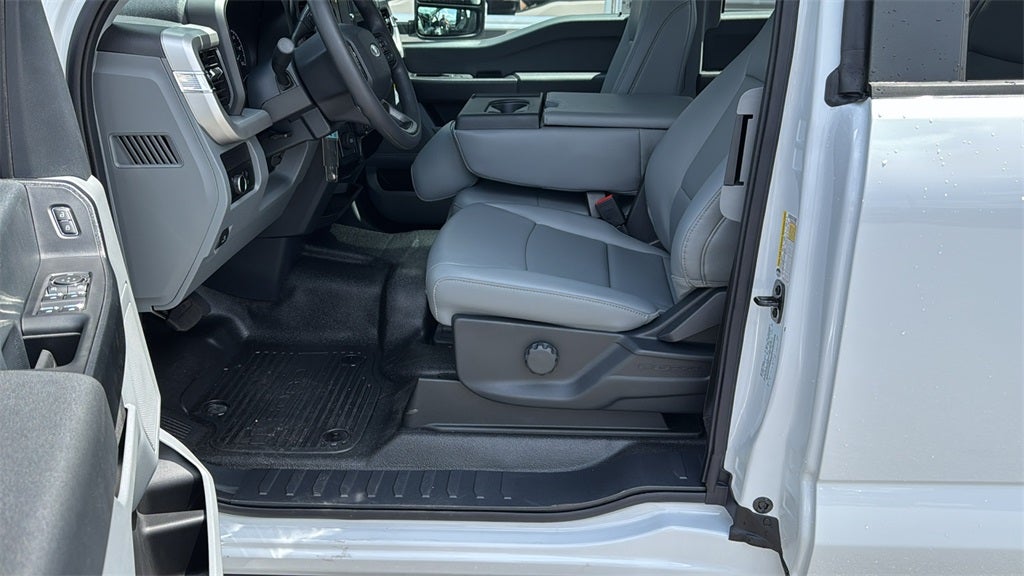 2025 Ford F-350SD XL