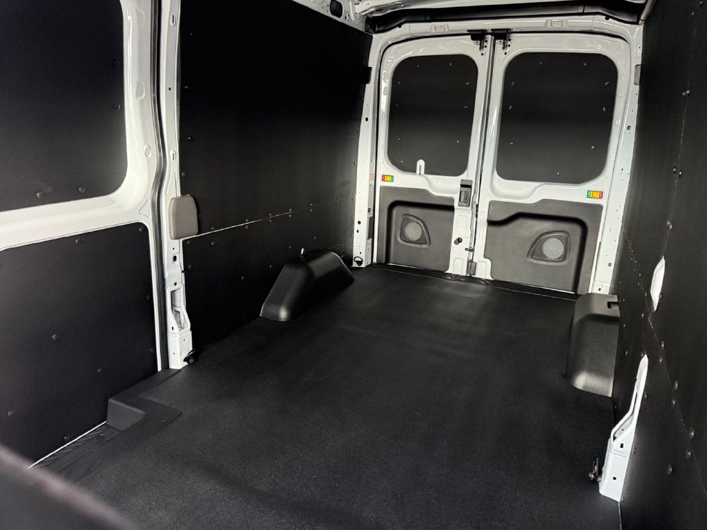 2027 Ford Transit-250 Base