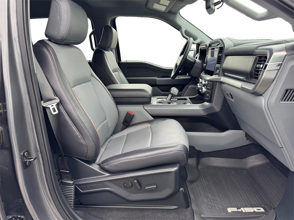 2025 Ford F-150 Lariat 5.0 V8