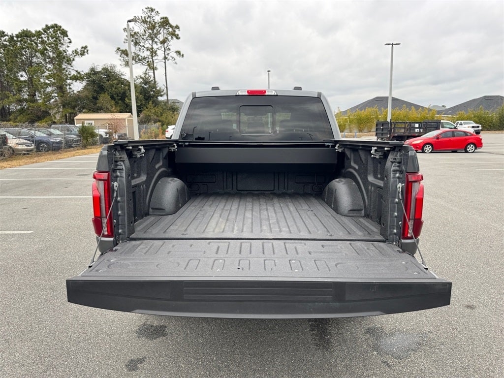 2025 Ford F-150 Lariat 5.0 V8