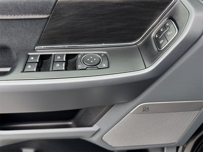 2025 Ford F-150 Lariat 5.0 V8