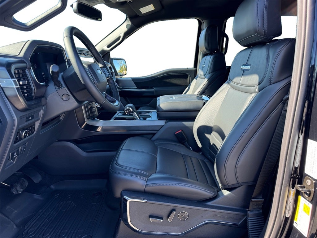 2025 Ford F-150 Platinum
