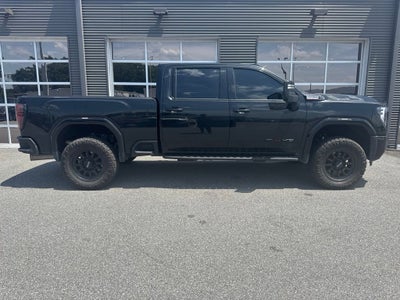 2024 GMC Sierra 2500HD AT4