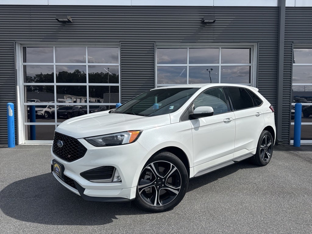 2023 Ford Edge ST