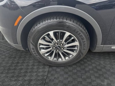 2022 Lincoln Nautilus Standard