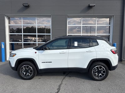 2024 Jeep Compass Trailhawk