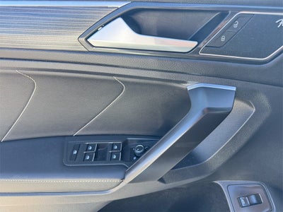 2022 Volkswagen Tiguan 2.0T SEL R-Line