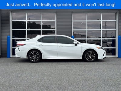 2019 Toyota Camry SE