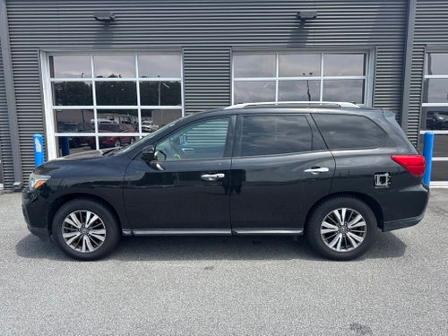 2019 Nissan Pathfinder SV