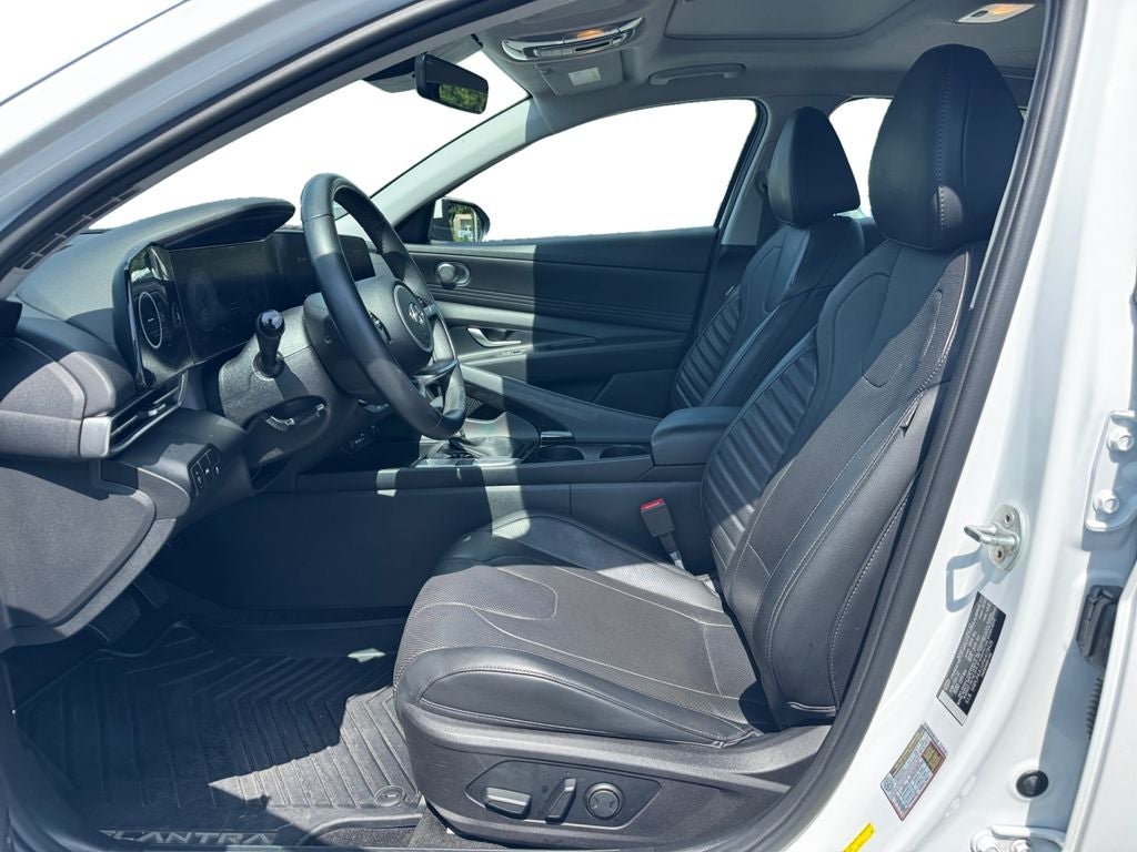 2022 Hyundai Elantra Limited