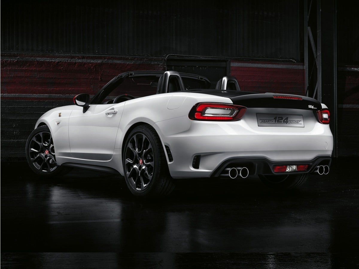 2017 FIAT 124 Spider 1.4 Abarth's photo