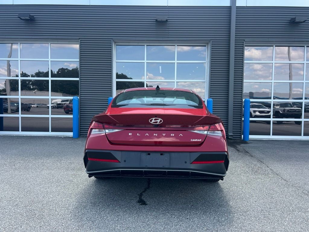 2024 Hyundai Elantra Limited