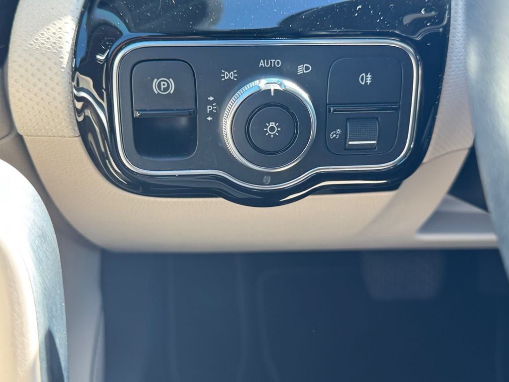 2020 Mercedes-Benz A-Class A 220